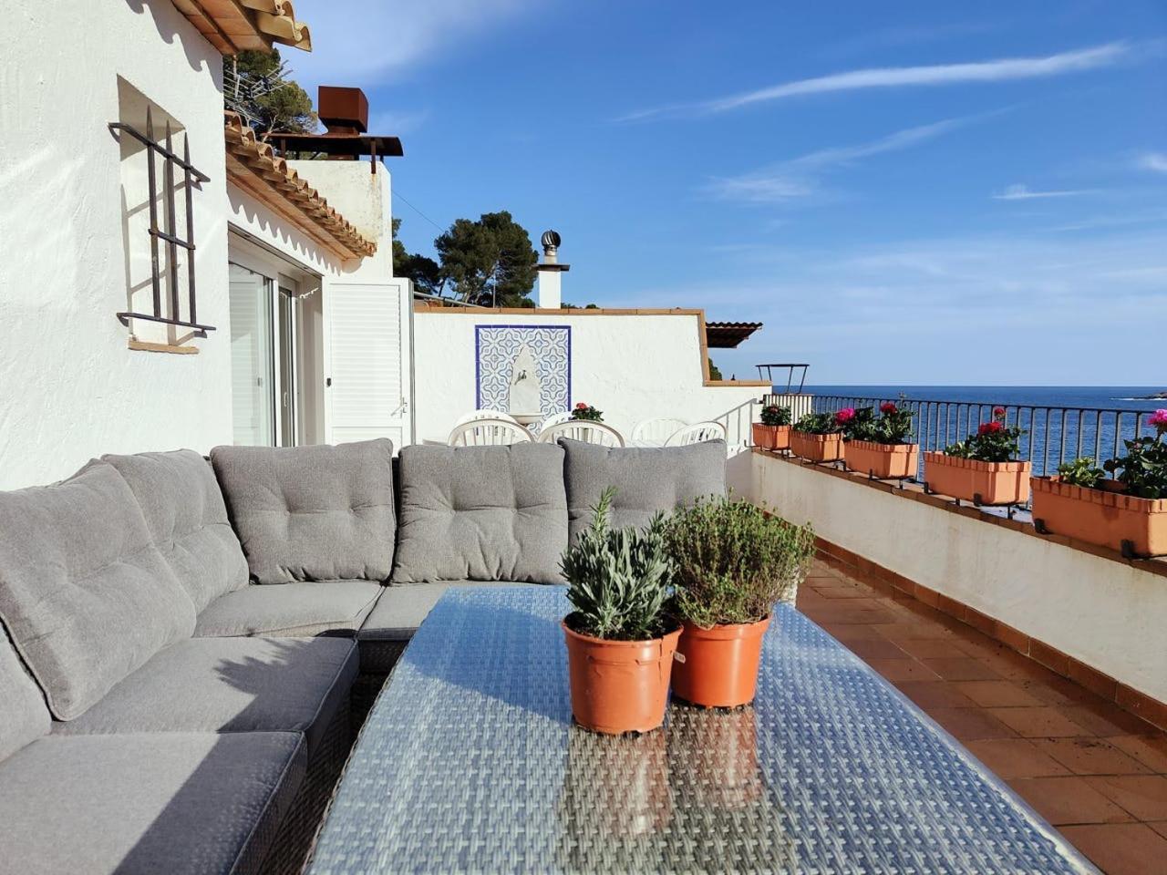 Tamariu Platja - Penthouse On Passeig Del Mar. Apartment Exterior foto