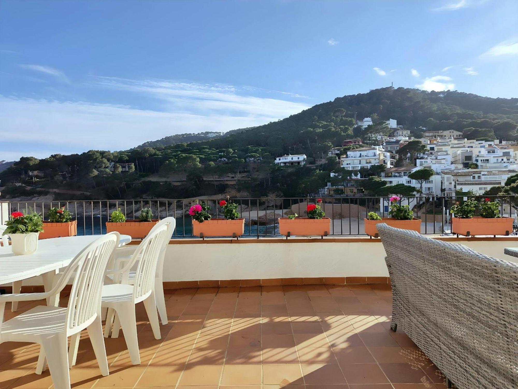 Tamariu Platja - Penthouse On Passeig Del Mar. Apartment Exterior foto